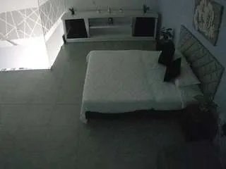 Freechat voyeurcam-jb-office-1 on CamSoda