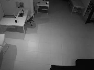 Freechat voyeurcam-jb-room-3 on CamSoda