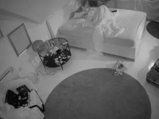 Freechat voyeurcam-julmodels-whitebed-4 on CamSoda