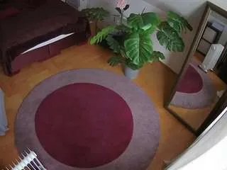 Freechat voyeurcam-julmodels-whitebed-5 on CamSoda