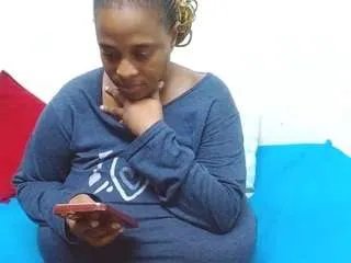 Freechat xbusttyboobsxx3 on CamSoda