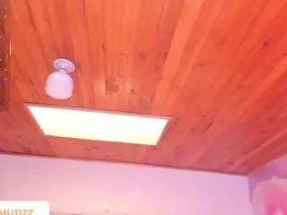 yelena-mutiz on CamSoda 