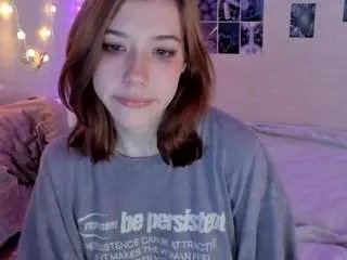 Offline yunapeace on CamSoda