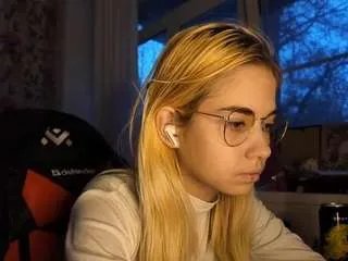 Offline zolaheimrich on CamSoda