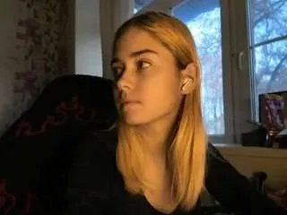 Offline zolaheimrich on CamSoda