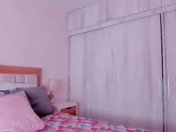 Freechat _natasha18_ on Chaturbate