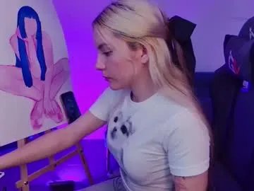 Freechat aurorawrenfield on Chaturbate