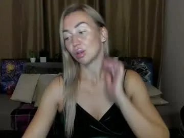 Freechat ay_kiss_jully on Chaturbate