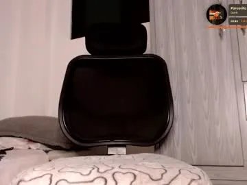 Freechat boy_trans on Chaturbate