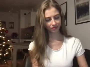 Freechat charlotte_roche on Chaturbate