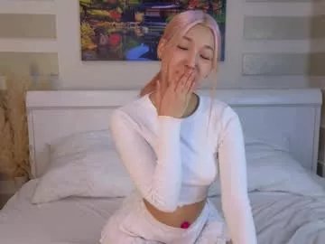 Freechat crystal_frost on Chaturbate