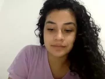 Freechat cumwithlynz on Chaturbate