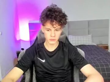 Freechat cute_thomas on Chaturbate