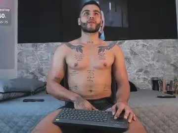 Freechat danny_wilson1 on Chaturbate