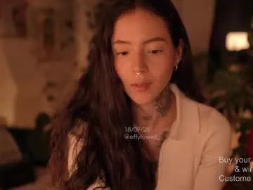 effylowell_ on Chaturbate 