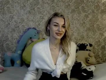 ellamilla on Chaturbate 
