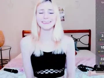 Private fleximona on Chaturbate