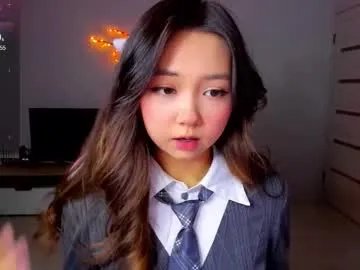 Freechat fluffy_rose on Chaturbate