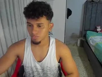 Freechat fox_evans on Chaturbate