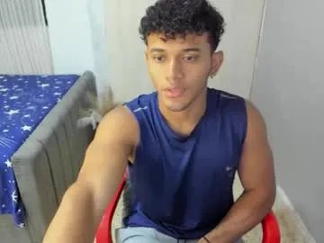 Freechat fox_evans on Chaturbate