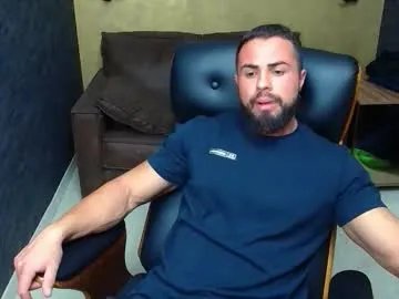 Freechat hayeswood on Chaturbate