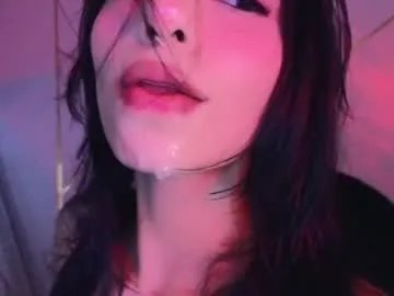 Away hollyxx_ on Chaturbate