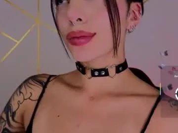 Away hollyxx_ on Chaturbate