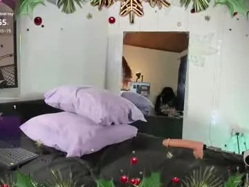 Freechat itzykardashan_27 on Chaturbate