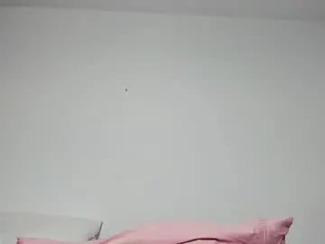 Freechat justahornywife on Chaturbate