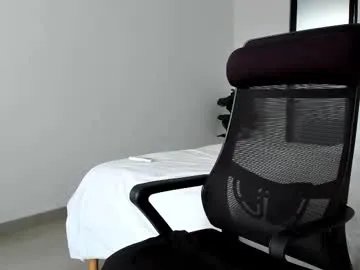 Freechat katrin_fit on Chaturbate