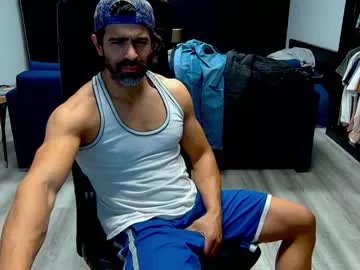 Freechat latino23bom on Chaturbate