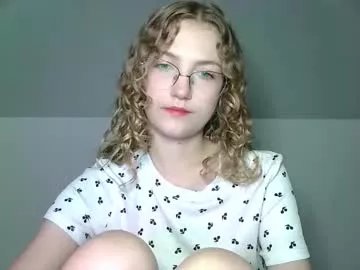 Freechat lily_tayberry on Chaturbate