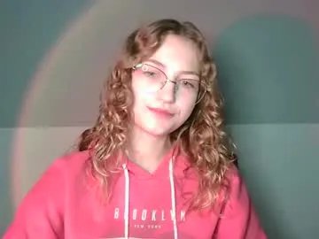 Freechat lily_tayberry on Chaturbate