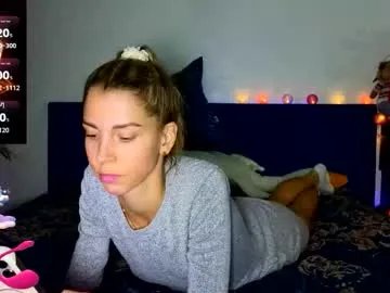 Freechat lisi4ka_basik33 on Chaturbate