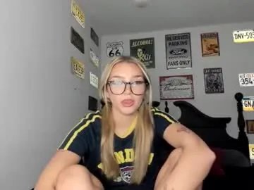 Freechat livvywinters on Chaturbate