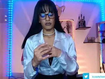 Freechat luci_fer_devil_1 on Chaturbate