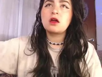 Freechat marceline_uu on Chaturbate