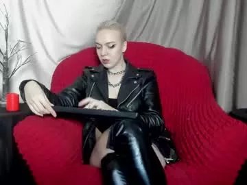 Freechat marthahoffman on Chaturbate