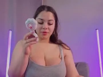 Freechat maxineheart on Chaturbate