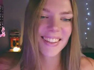 Freechat merry_dancers_ on Chaturbate