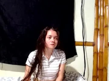 Freechat miahells on Chaturbate