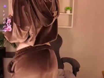 michelle__allen — show tits and play with them [299 tokens left] #daddysgirl #skinny #shy #teen #18 #swag