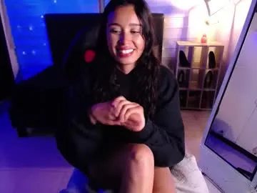 Freechat miiaa_evans1 on Chaturbate