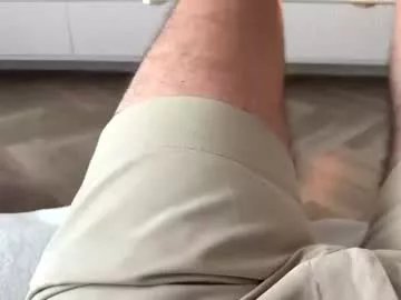 Freechat missflowersbloom on Chaturbate