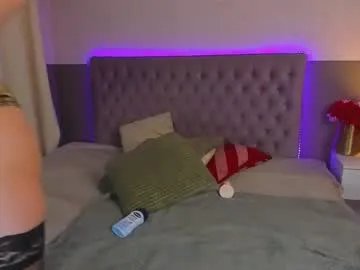 Freechat nathalystars on Chaturbate