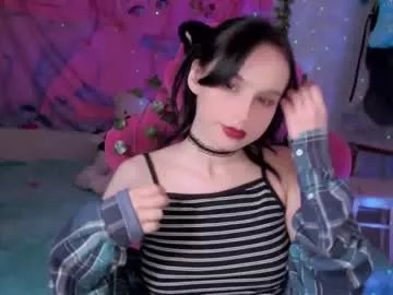 Freechat pineapple_dope on Chaturbate