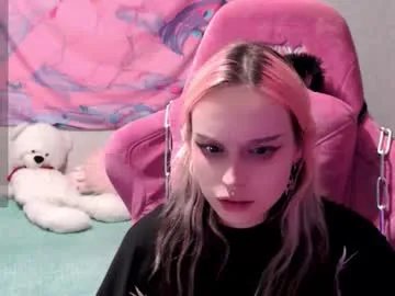 Freechat pineapple_dope on Chaturbate