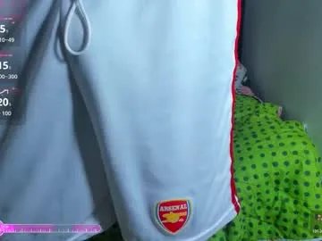 Freechat pressure_xxx_420 on Chaturbate