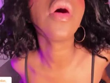 Freechat roxyjordan on Chaturbate