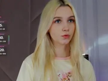 saramist on Chaturbate 